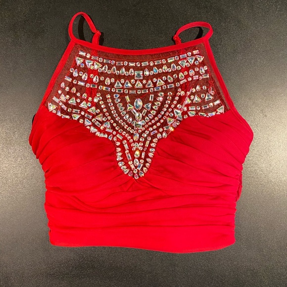 dress (formal) - Picture 2 of 6